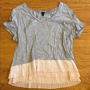Short sleeve ruffle t-shirt